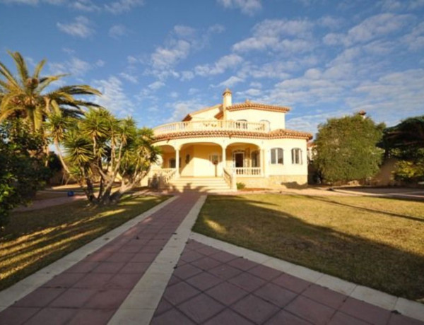 Chalet independiente en venta en María Cristina, Mont-Roig del Camp photo 1