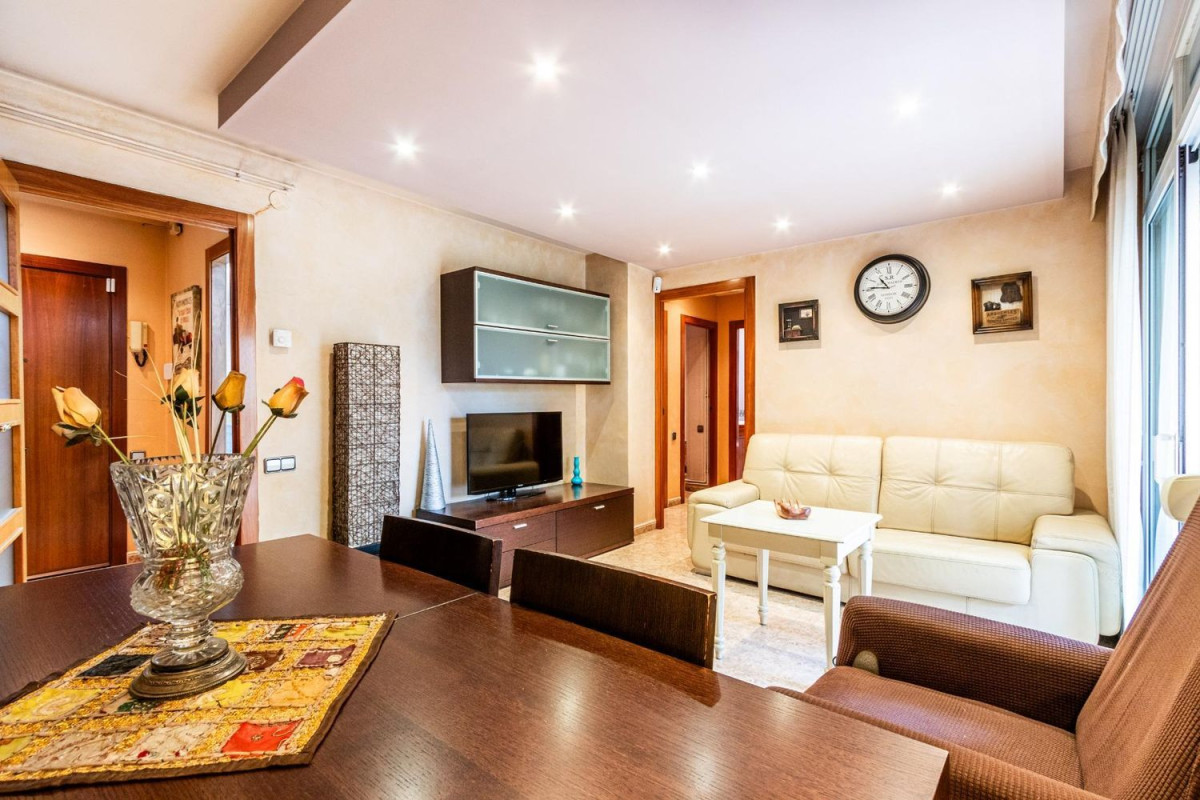 Sale of apartment in La Creu de Barberà - Avenue - Eixample, Sabadell
photo 5