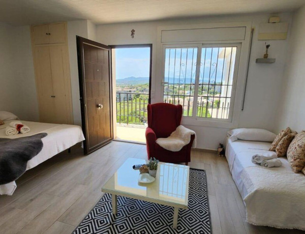 Ático en venta en  Avenida del Cavall Bernat, 289, Castell-Platja d'Aro photo 1