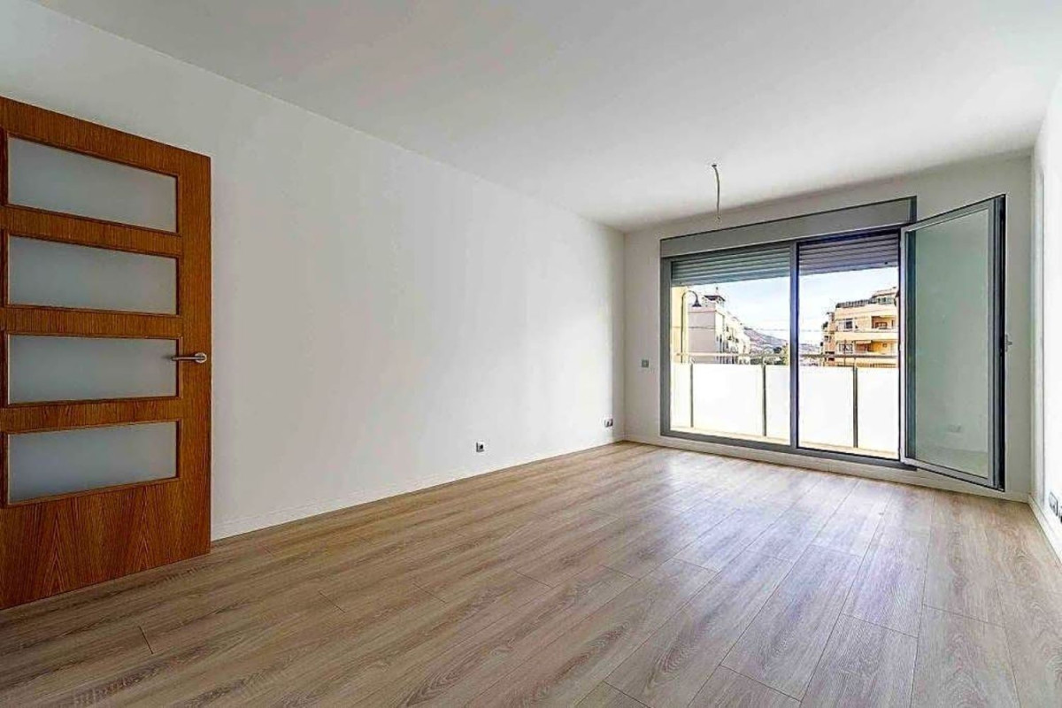 Продажа квартиры на Calle Antonio Machado, Михас
photo 2