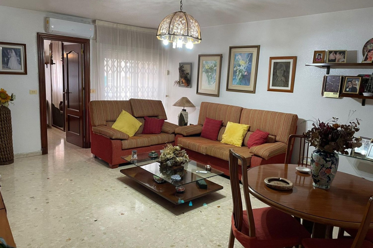 Продажа квартиры на Calle Tibidabo, Картахена
 photo 2