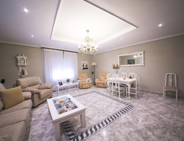 Chalet independiente en venta en , Tomelloso photo 2