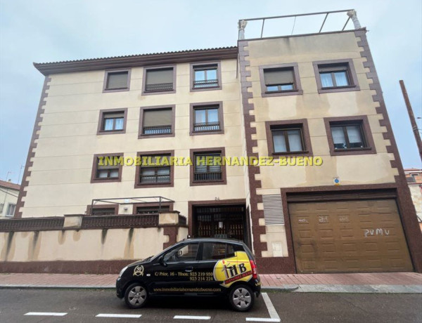 Piso en venta en San José - Parador - Zurguen , Salamanca photo 1