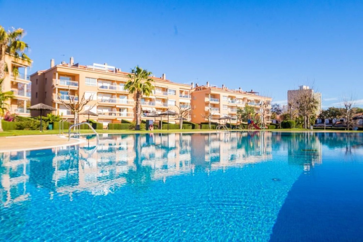 Sale of apartment in vall de ribes, Castell-Platja d'Aro
 photo 2