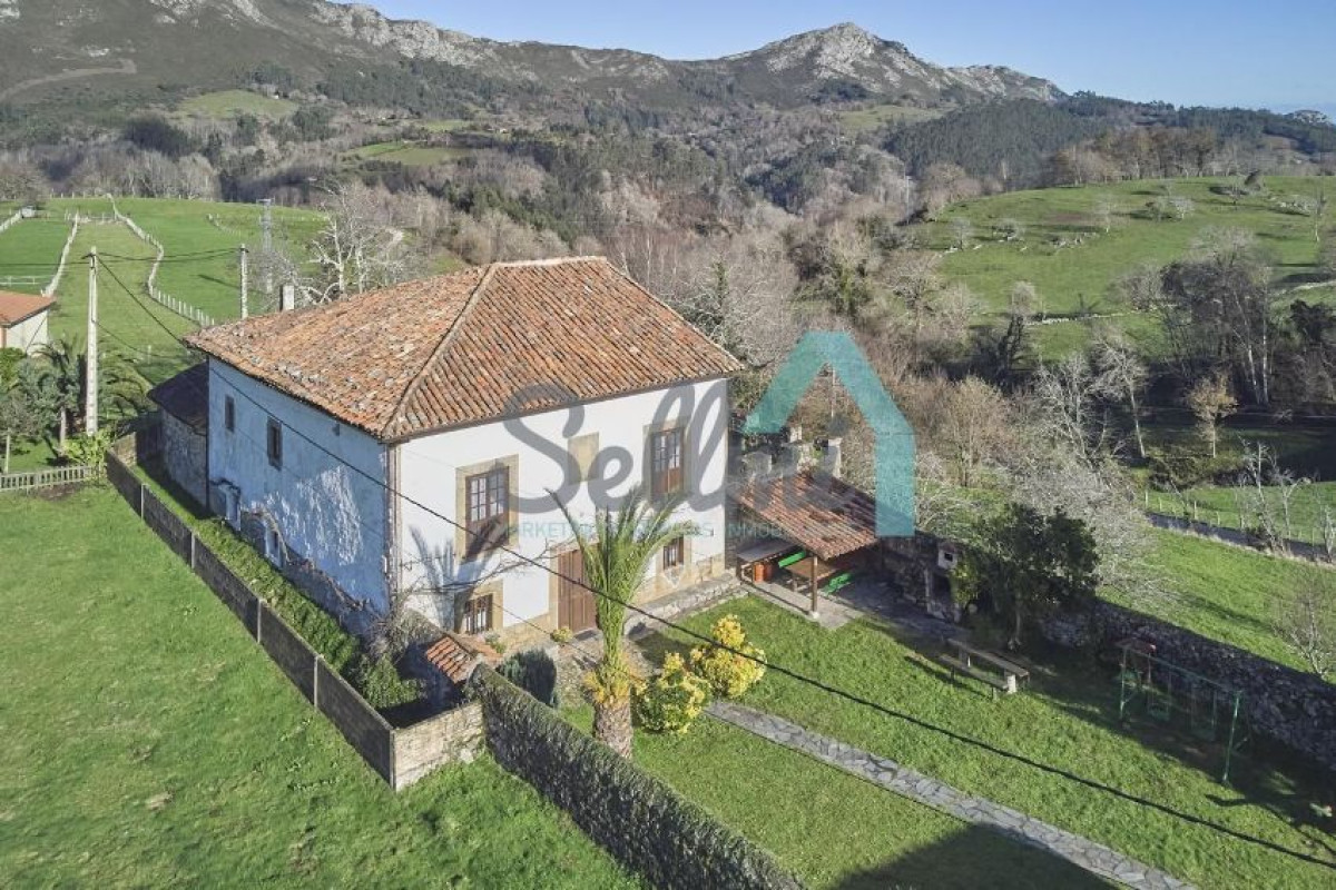 Venta de chalet independiente en Lugar Ardisana, Llanes
photo 1