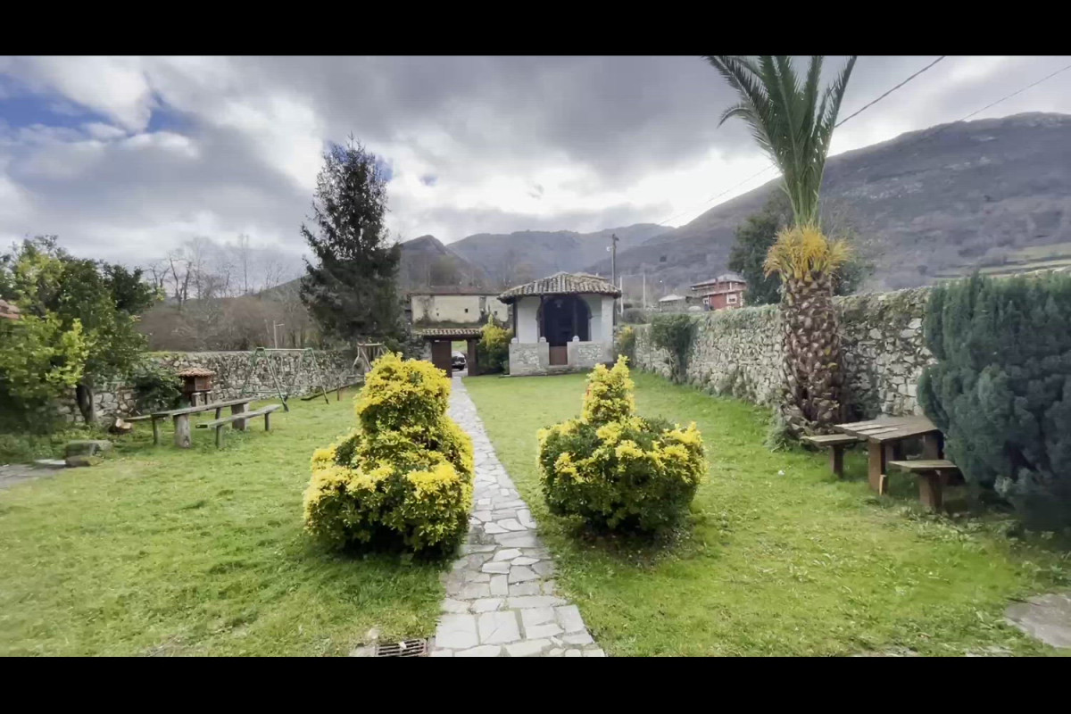 Venta de chalet independiente en Lugar Ardisana, Llanes
photo 2