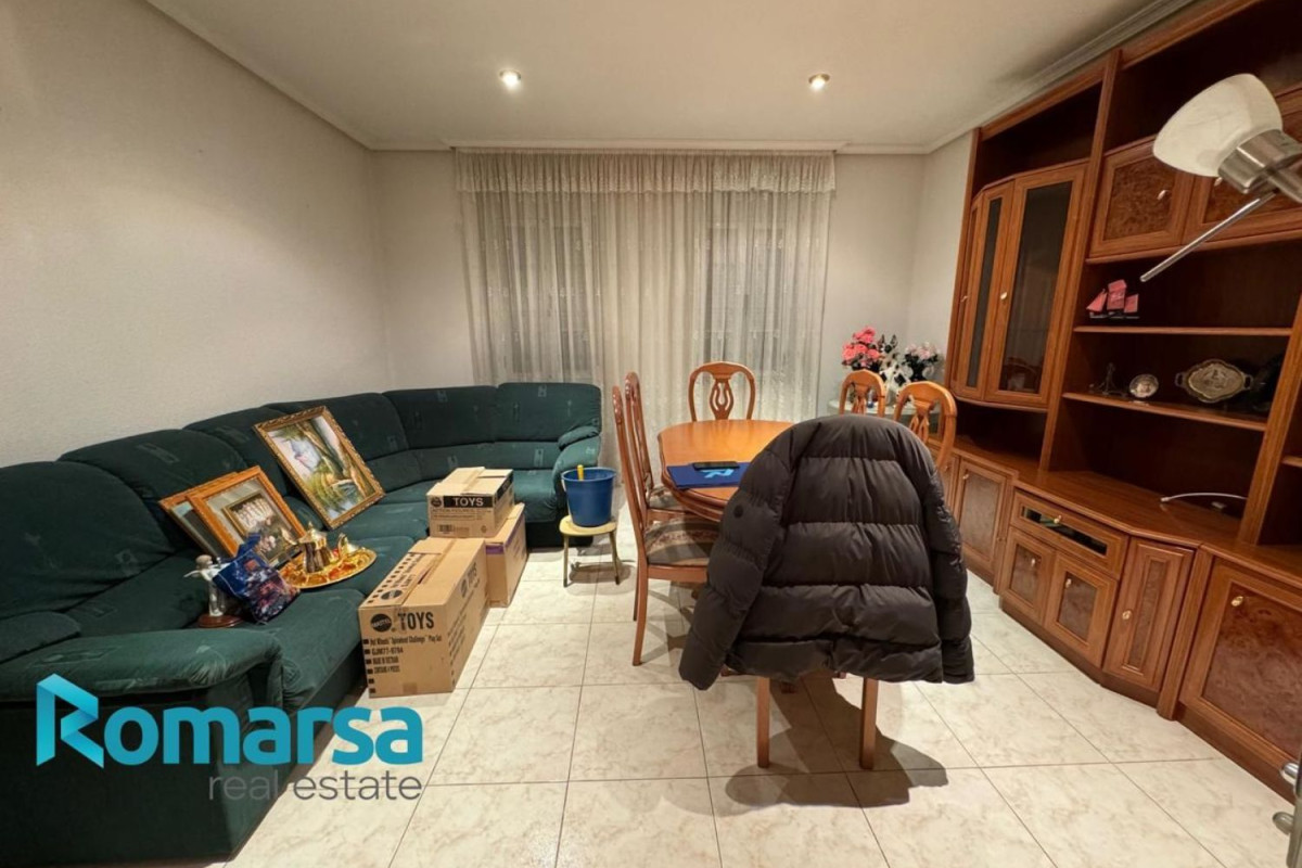 Venta de piso en Calle Virgen de la Vega, Ávila
photo 4