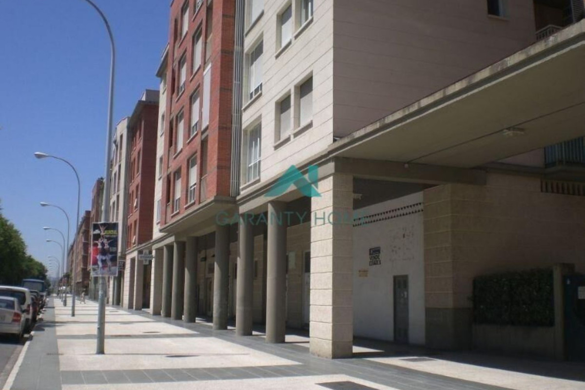 Propiedades en venta y alquiler en España photo 1