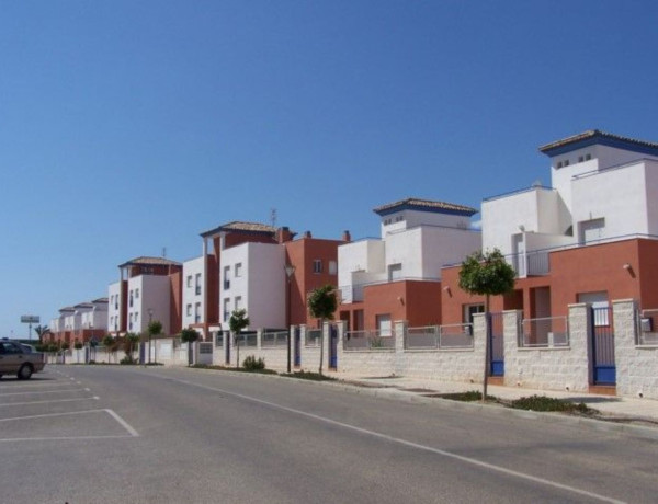 Bajo en venta en  Avenida Alhambra, Vera photo 3
