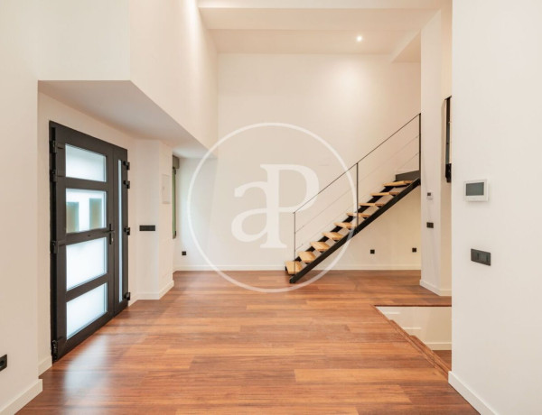 Продажа первого этажа в Calle Marcelino Alvarez s/n, Madrid photo 1