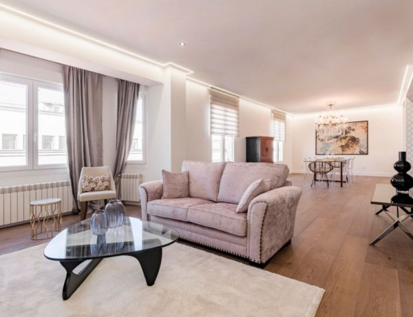 Apartment for sale in Barrio de Salamanca , Madrid photo 1