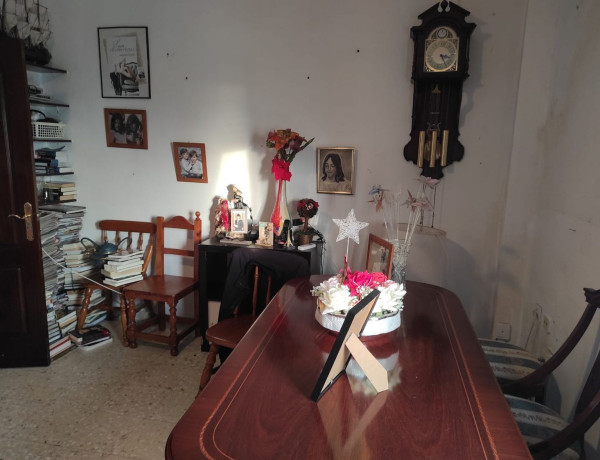 Apartment for sale in Calle Antonio José Rivera, Cádiz thumbnail 2