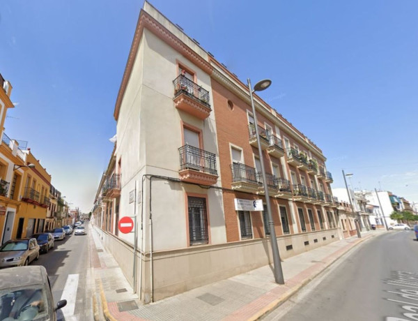 Продается гараж по адресу  Calle Jesús de Grimarest , Dos Hermanas photo 1