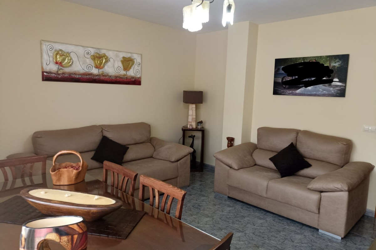 Piso en venta en paseo Bolea de la, 26 w, Yeste
 photo 2