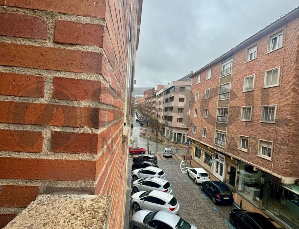 Apartment for sale in  Calle Escultor Marinas, Segovia photo 4