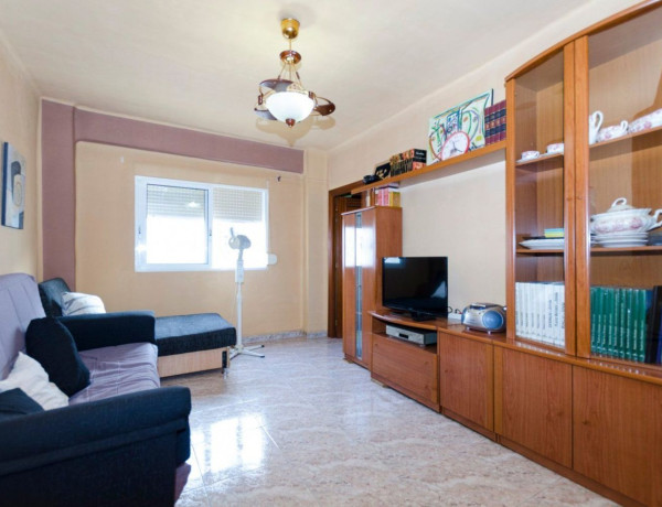 Piso en venta en  Rascanya , València photo 2