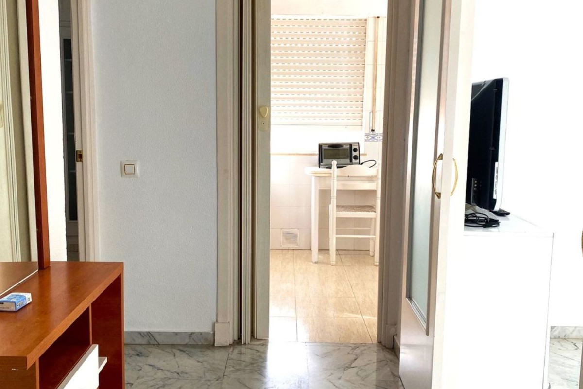 Sale of apartment in Calle Real, San Fernando
 photo 4