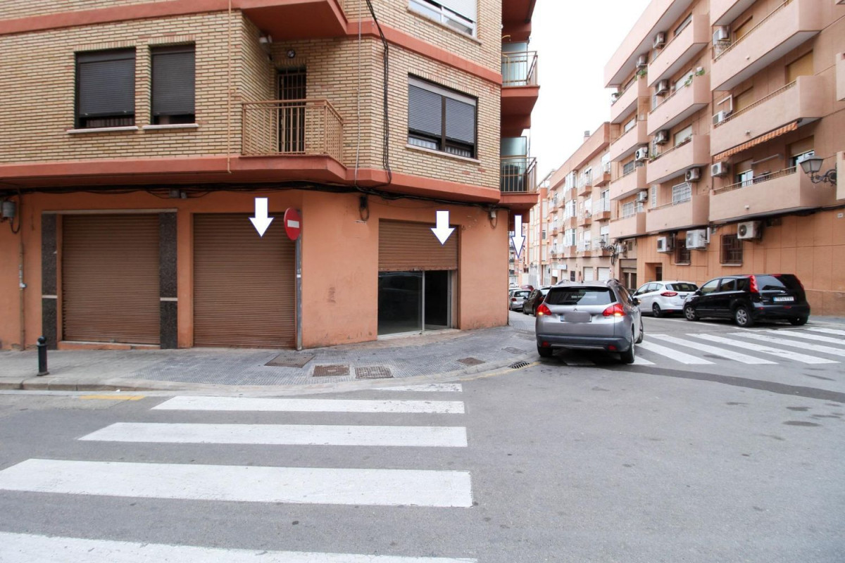 Properties for sale and rent in Spain photo 5