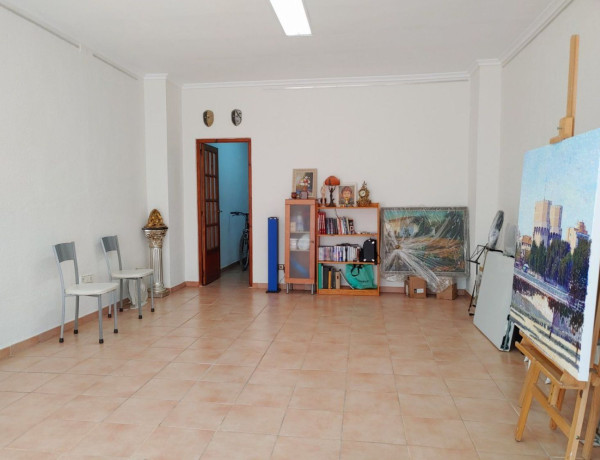 Local en venta en calle d'Evaristo Bas thumbnail 2