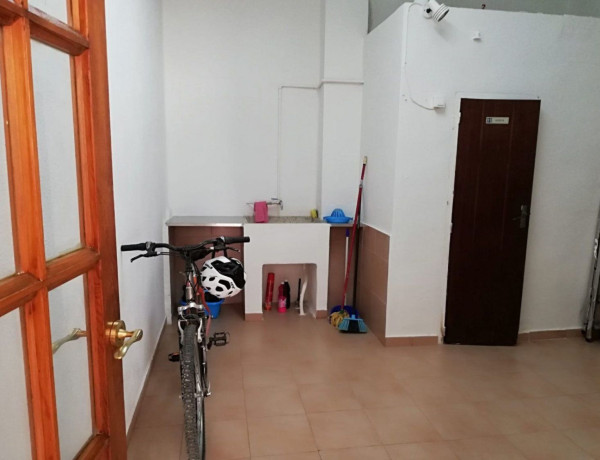 Local en venta en calle d'Evaristo Bas photo 4