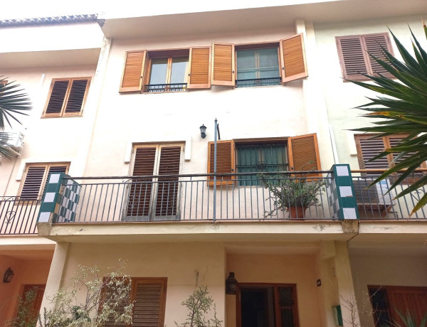 Semi-detached house for sale in  Dehesa , Burjassot photo 2