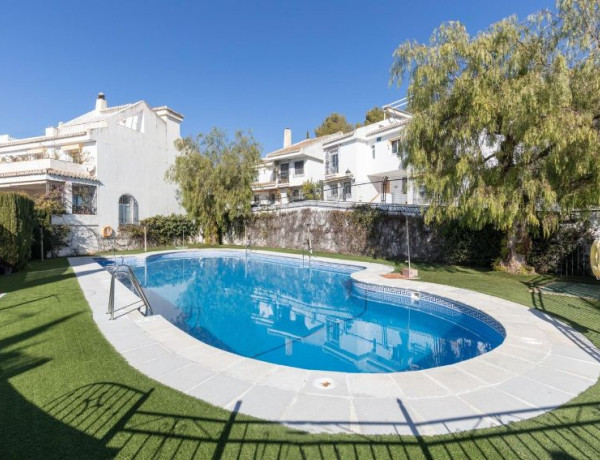 Chalet independiente en venta en  Cuesta Alcazaba, Granada photo 1