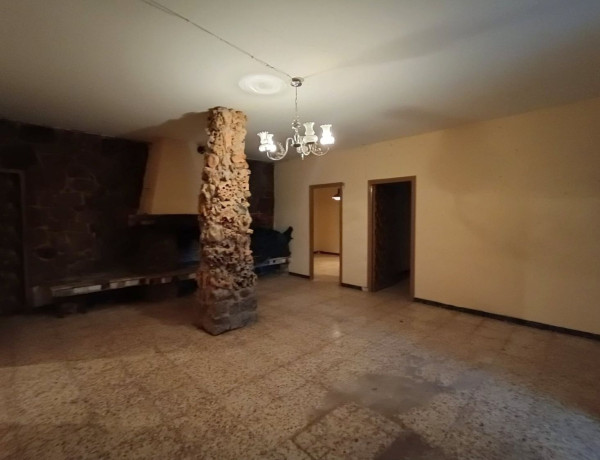 Chalet independiente en venta en , Hellín thumbnail 1
