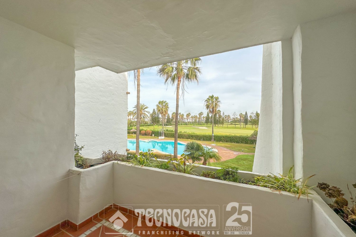 Sale of apartment in Calle caleta, 3, Rota
photo 1