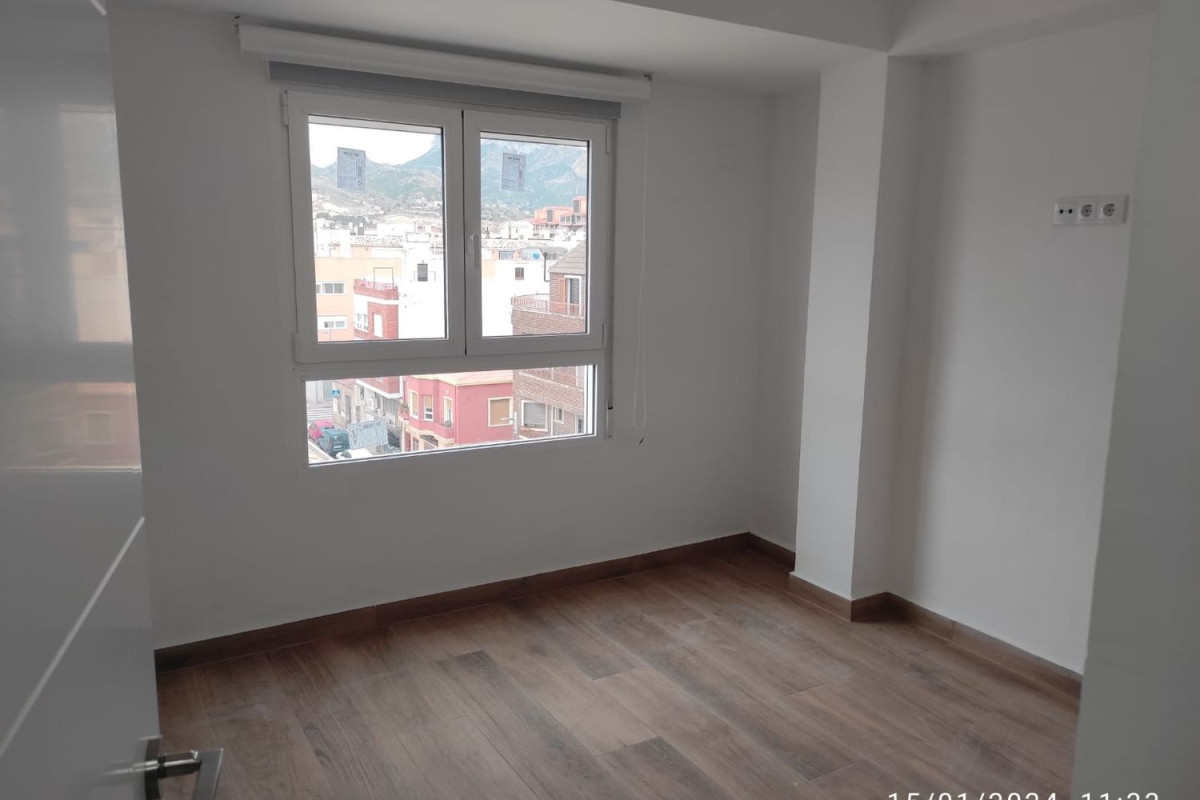 Venta de piso en Calle la Paz, 66, Elda
 photo 3