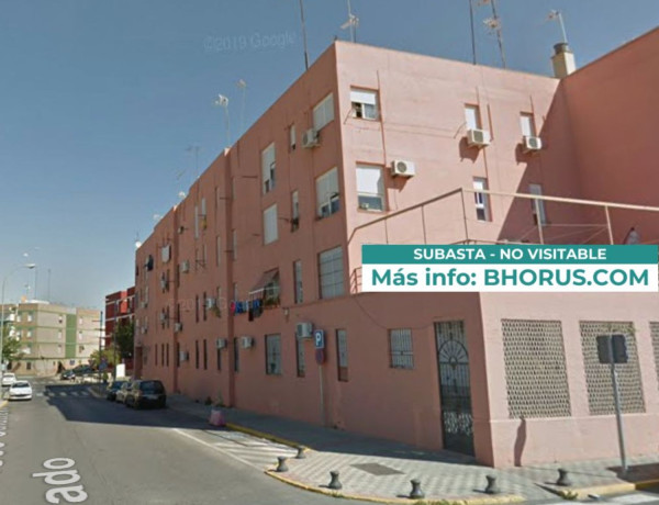 Apartment for sale in  Calle Gracia Sáenz de Tejada, Alcalá de Guadaira photo 2