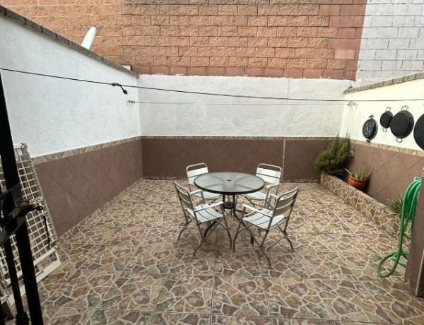 Semi-detached house for sale in Urbanización las fuentes de san Bernabé , Algeciras thumbnail 1