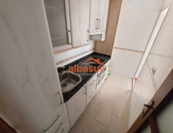 Apartment for sale in  Puerta Plasencia, 6, Distrito Levante - Lepanto - Fátima photo 2