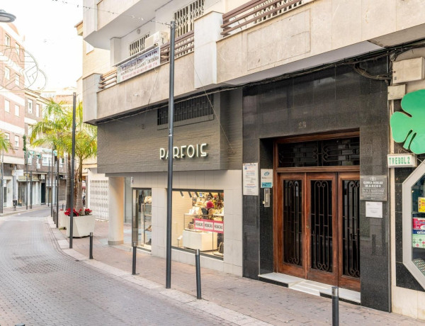 Piso en venta en Calle Marqués de Vistabella, 12, Motril thumbnail 2