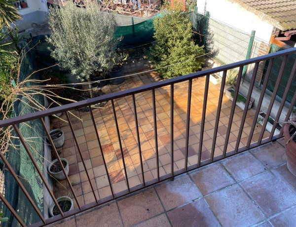Dom w zabudowie bliźniaczej na sprzedaż w , Santa Coloma de Farners photo 4