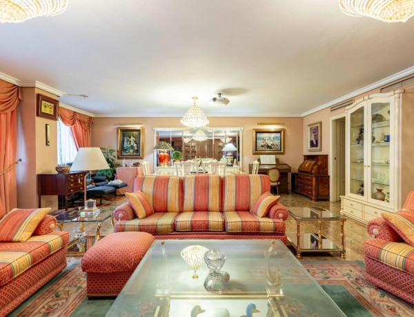Apartment for sale in Calle de Colón, 8, València thumbnail 2