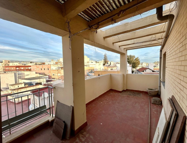 Ático en venta en Pedro Jover, 7, Almería thumbnail 2