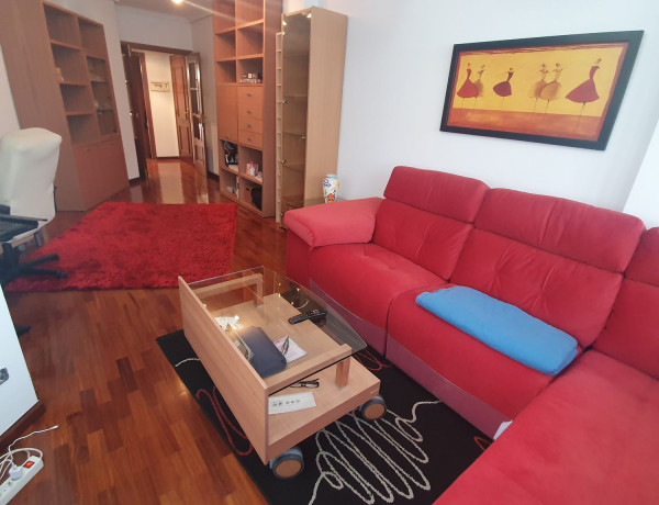 Продажа квартиры в Calle Reyes de Navarra Kalea, Vitoria-Gasteiz photo 1