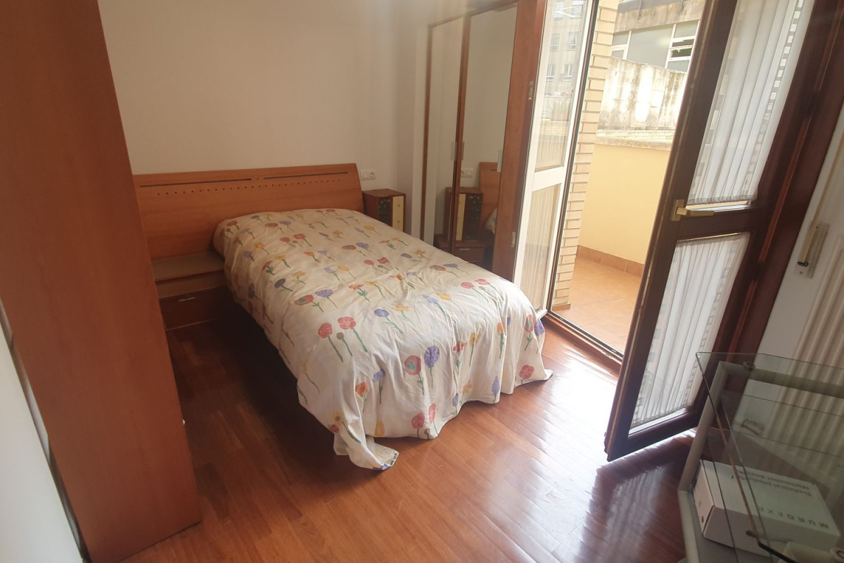 Sprzedaż mieszkania w Calle Reyes de Navarra Kalea, Vitoria-Gasteiz
photo 3