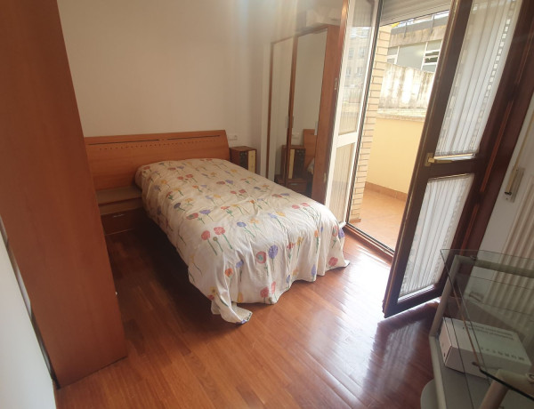 Продажа квартиры в Calle Reyes de Navarra Kalea, Vitoria-Gasteiz thumbnail 2