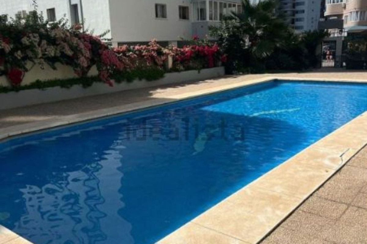Продажа квартиры на Calle Alberto Fernández, Фуэнхирола
 photo 3