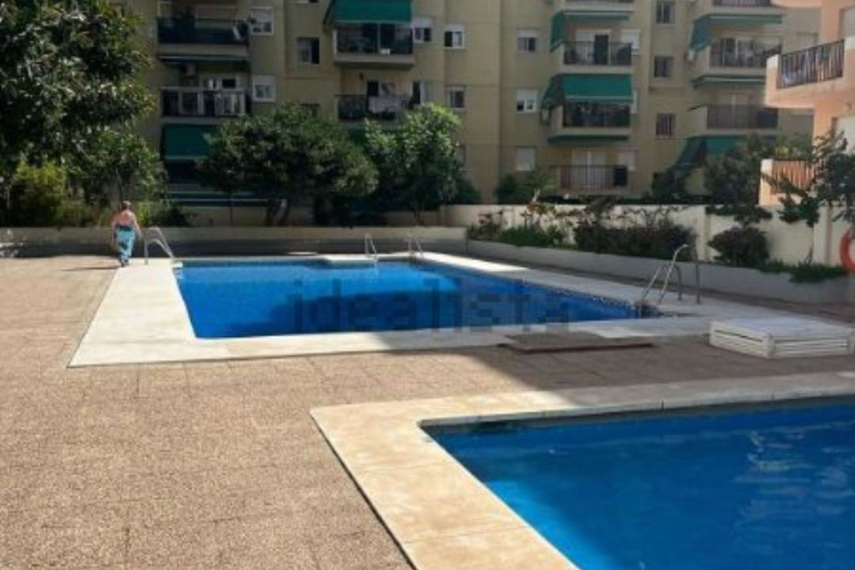 Продажа квартиры на Calle Alberto Fernández, Фуэнхирола
 photo 4