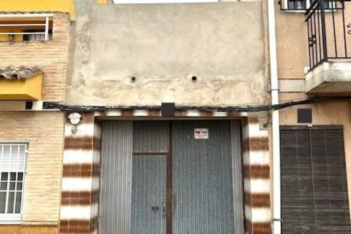Properties for sale and rent in Spain photo 2