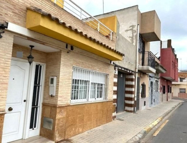 Casa de pueblo en venta en Quart de Poblet thumbnail 2