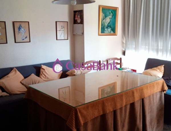 Apartment for sale in  Urb. SANTA ROSA, Distrito Santa Rosa - Valdeolleros photo 4