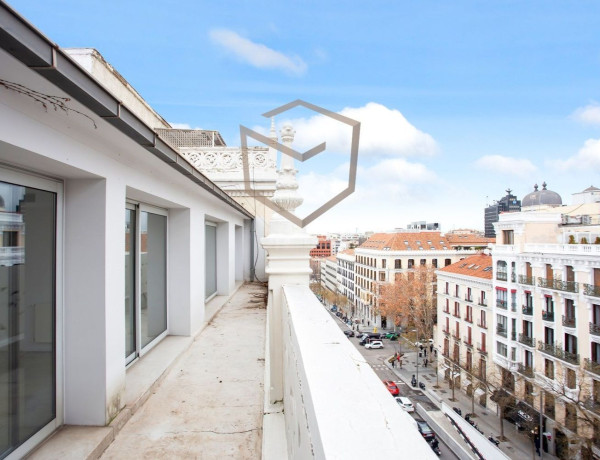 Duplex for sale in , Madrid photo 1