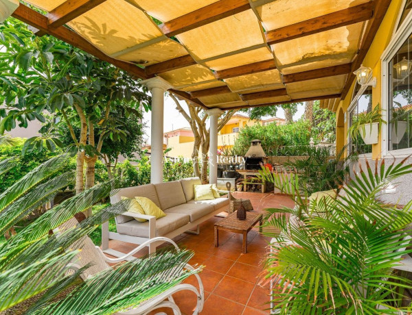 Semi-detached house for sale in  Calle Alhelí , Granadilla de Abona photo 4