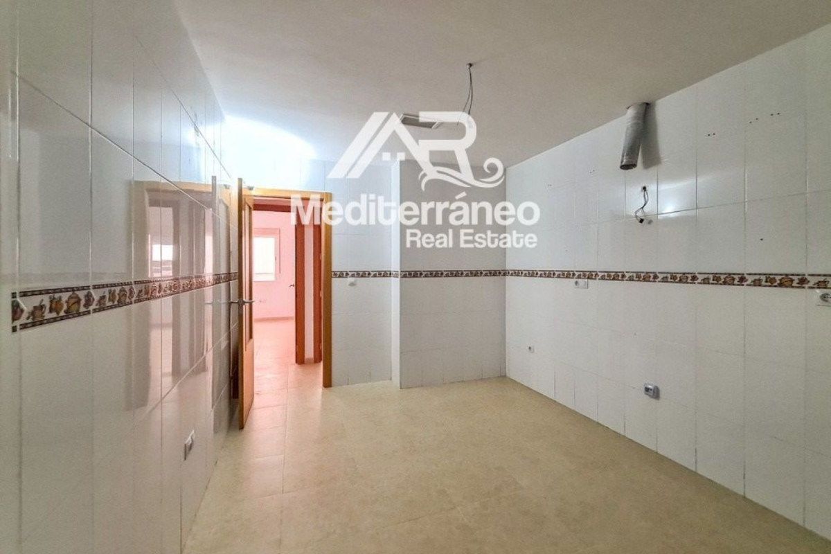 Piso en venta en calle Tijola, Albox
photo 5