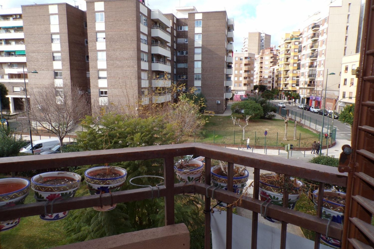 Venta de piso en Este, Castellón de la Plana / Castello de la Plana
photo 5