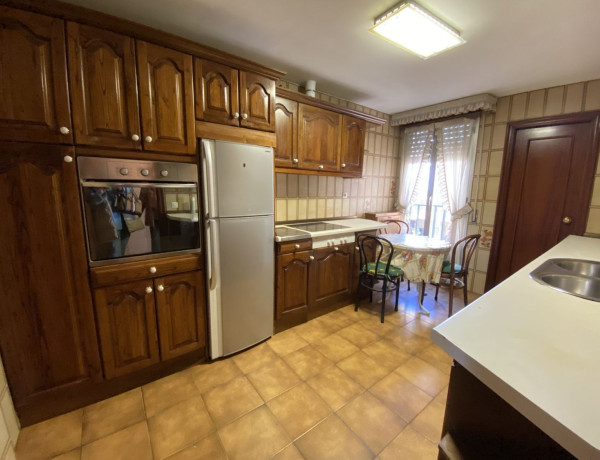 Piso en venta en  Calle General Vara de Rey, Logroño photo 3