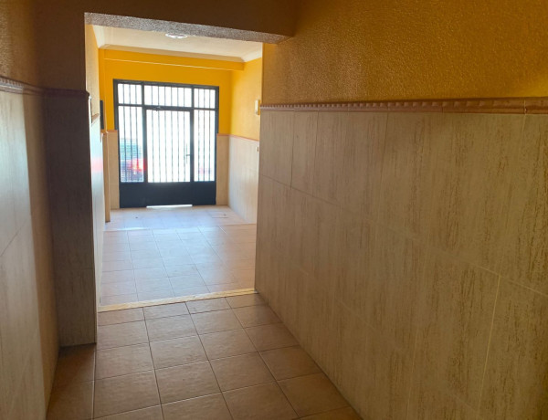 Piso en venta en Calle de Hernán Cortés, Alcalá de Henares photo 1